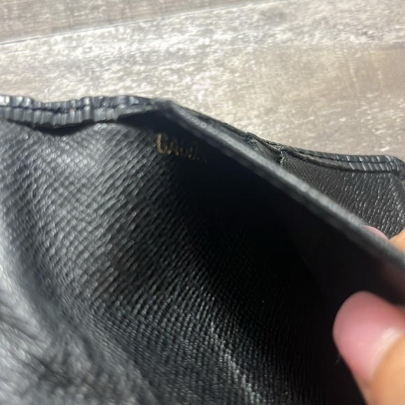LOUIS VUITTON Black Epi Leather Porte Tresor Wallet - Picture 12 of 12